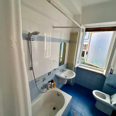 House In The Area Apartment