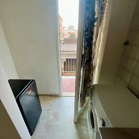 House In The Area Апартаменты